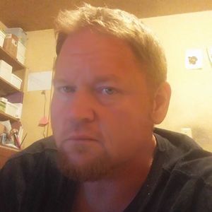 Meet your Posher, Travis